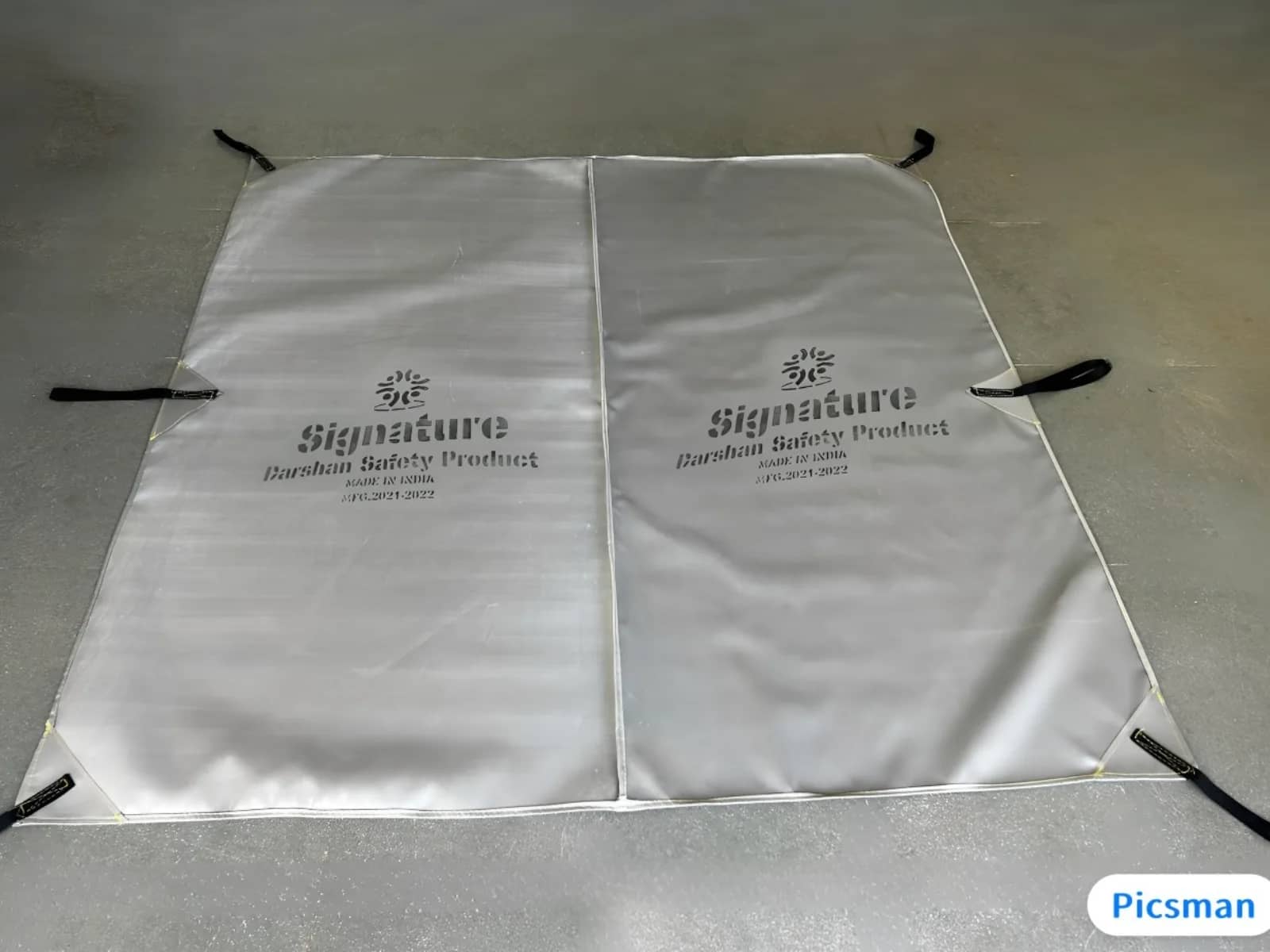 Signature SafeRide Blanket